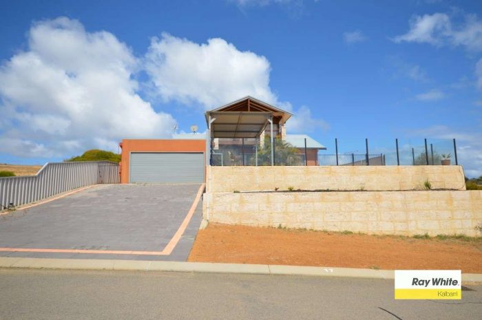 17 Goodenia Way, Kalbarri, WA 6536