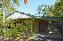 7 Hutchison Close, Mission Beach, QLD 4852