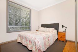 11 London Street, Berkeley, NSW 2506