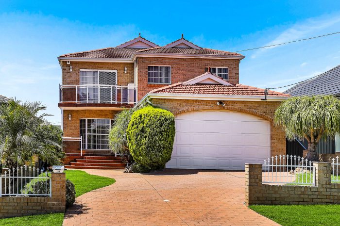 19 Allawah Avenue Sefton NSW 2162