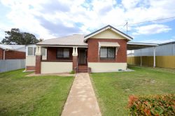 36 Courallie St, Cowra NSW 2794, Australia