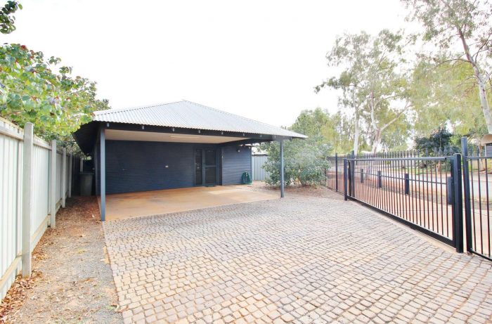 5/2 Phalarope Way South Hedland WA 6722