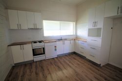 21 Ripon St, Young NSW 2594, Australia