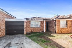 14/4 Sitella Place, Ingleburn, NSW 2565