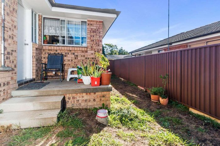 14/4 Sitella Place, Ingleburn, NSW 2565