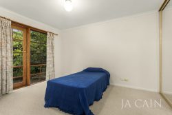 Unit 2/22 audrey crescent Glen Iris VIC 3146