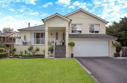 11 Bourne Ave, Port Fairy VIC 3284, Australia