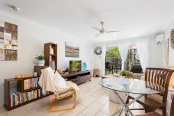 Unit 6/11 Oakmont Ave, Oxley QLD 4075, Australia