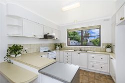 2 George Ave, Warrnambool VIC 3280, Australia