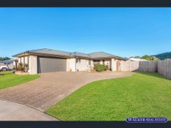 11-13 Mullock Pl, Edmonton QLD 4869, Australia