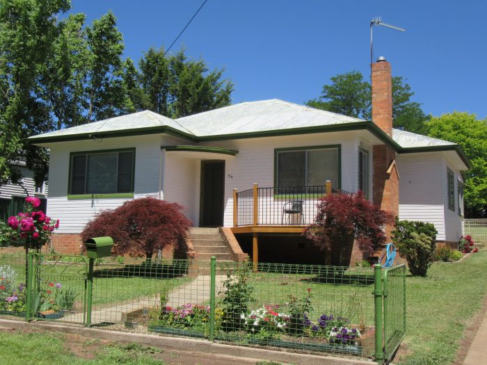 56 West Ave, Glen Innes NSW 2370, Australia