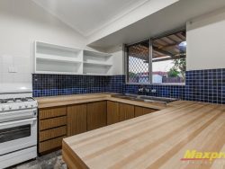 6 Cardoc St, Parkwood WA 6147, Australia