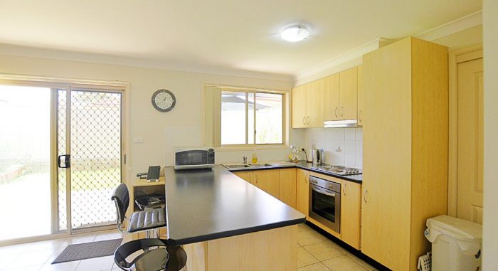 1/16-18 Carnation Ave, Casula NSW 2170, Australia