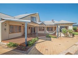 48 Campbell St, Lamington WA 6430, Australia