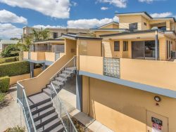 2/48 Glenalva Terrace, Enoggera QLD 4051, Australia