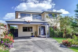 20 Bellevue Rd, Dromana VIC 3936, Australia