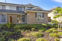 2/14 Lomandra Terrace, Hamlyn Terrace NSW 2259, Australia