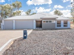 5 Flello Rise, Bedfordale WA 6112, Australia