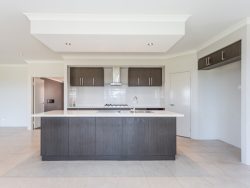 5 Flello Rise, Bedfordale WA 6112, Australia