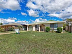 11 Crosby Street Thabeban QLD 4670