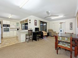 11 Crosby Street Thabeban QLD 4670