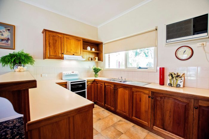 Unit 2/15 Bolton St, Echuca VIC 3564, Australia