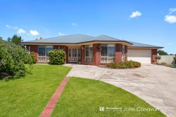 23 Mitchell Ct, Mansfield VIC 3722, Australia