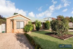 6 Crimmins Way, Kilmore VIC 3764, Australia