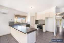 6 Crimmins Way, Kilmore VIC 3764, Australia