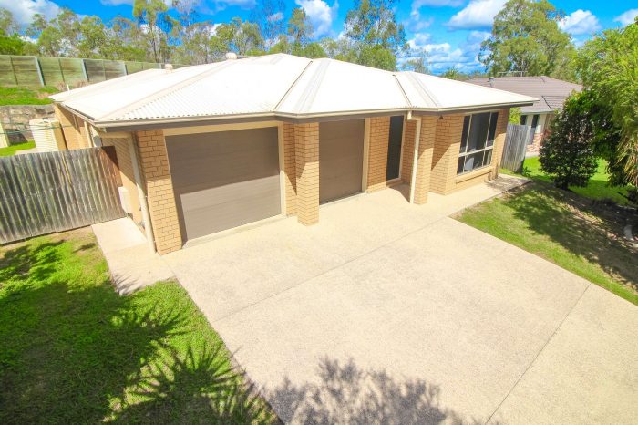 24 Hazelwood Ct, Flinders View QLD 4305, Australia