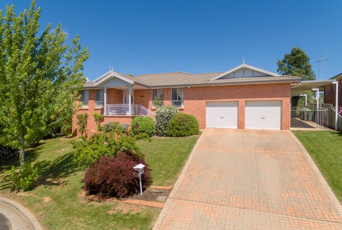 25 Glendale Cres, Orange NSW 2800, Australia