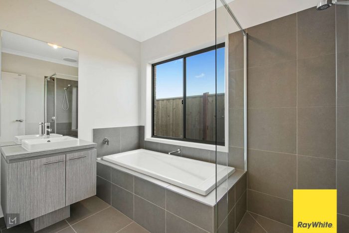 23 Kakadu Drive Wyndham Vale VIC 3024, Australia