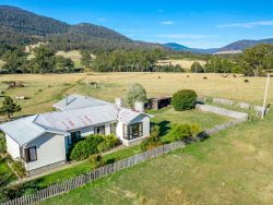 898 Lonnavale Rd, Lonnavale TAS 7109, Australia