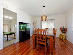 26 Bells Road Avenell Heights QLD 4670