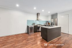 46 Cambridge Dr, Mansfield VIC 3722, Australia