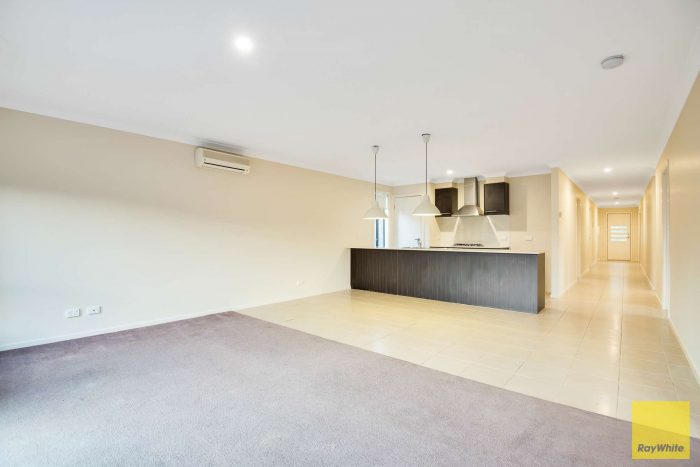 39 Tyler Cres, Tarneit VIC 3029, Australia