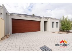 37B Hillsborough Dr, Nollamara WA 6061, Australia