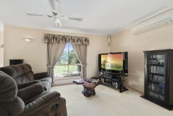 11 Lakewood Dr, Burpengary East QLD 4505, Australia