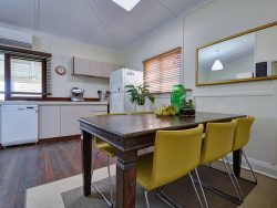 74 Leake St, Belmont WA 6104, Australia