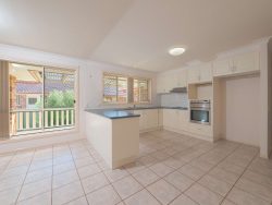 4 Norris Dr, Armidale NSW 2350, Australia