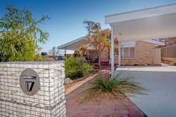 17 Prowse St, Beaconsfield WA 6162, Australia