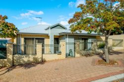 7/3 Dodd St, Hamilton Hill WA 6163, Australia