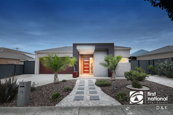 19 Bolton View, Derrimut VIC 3030, Australia