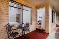 2/10 Hazel Street Ascot Park SA 5043