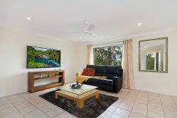 6 Hillcrest Ave, Tweed Heads South NSW 2486, Australia