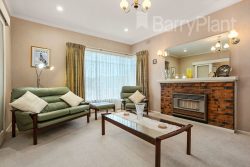 11 Juniper Ave, Glen Waverley VIC 3150, Australia