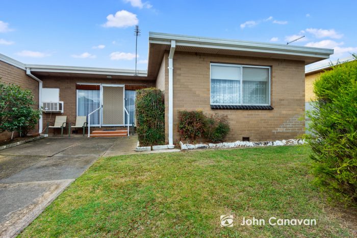 2 Parwanoff St, Mansfield VIC 3722, Australia