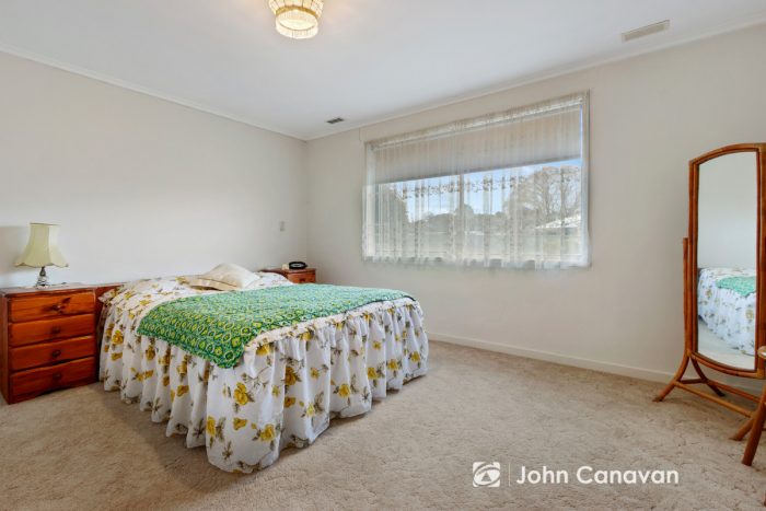 2 Parwanoff St, Mansfield VIC 3722, Australia