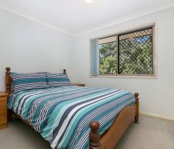 Unit 2/42 Hampden Cres, Heritage Park QLD 4118, Australia