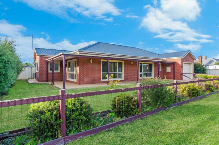 19 Polo Hill Rd, Mortlake VIC 3272, Australia